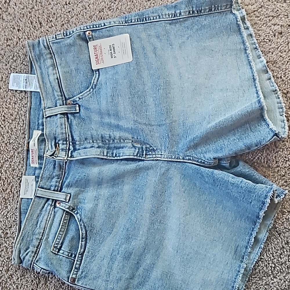 Levi Strauss women shorts